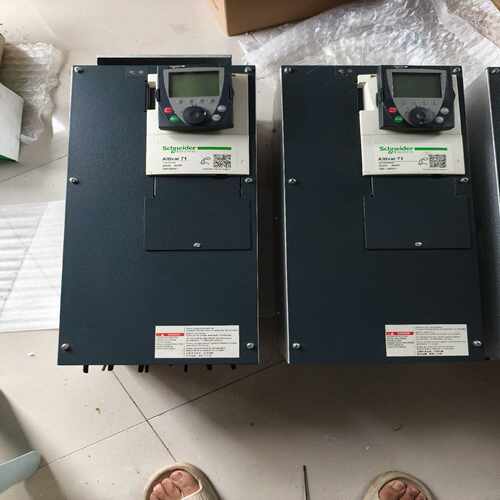 施耐德ATV71HD30N4Z变频器，30千瓦，装柜没用，成--议价商品