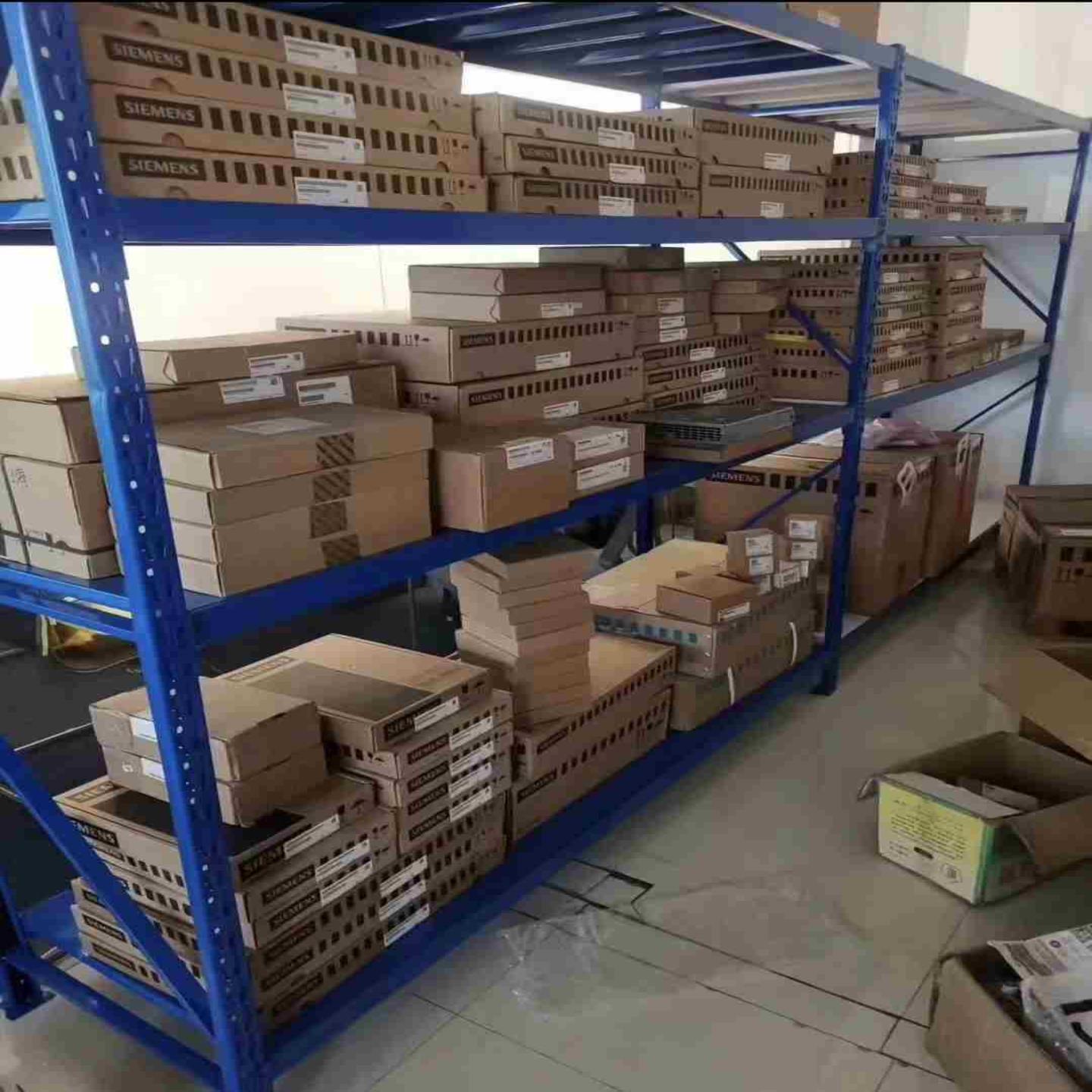 240变频器驱动器型号齐全6SL3224-0BE41-~询价
