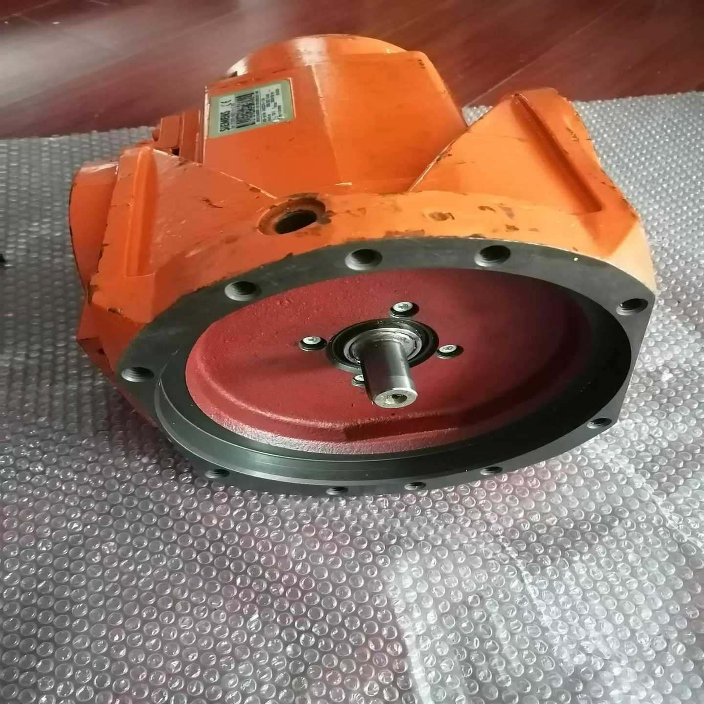 询价西门子伺服电机1FT3070-5AZ21-9-ZS13没使