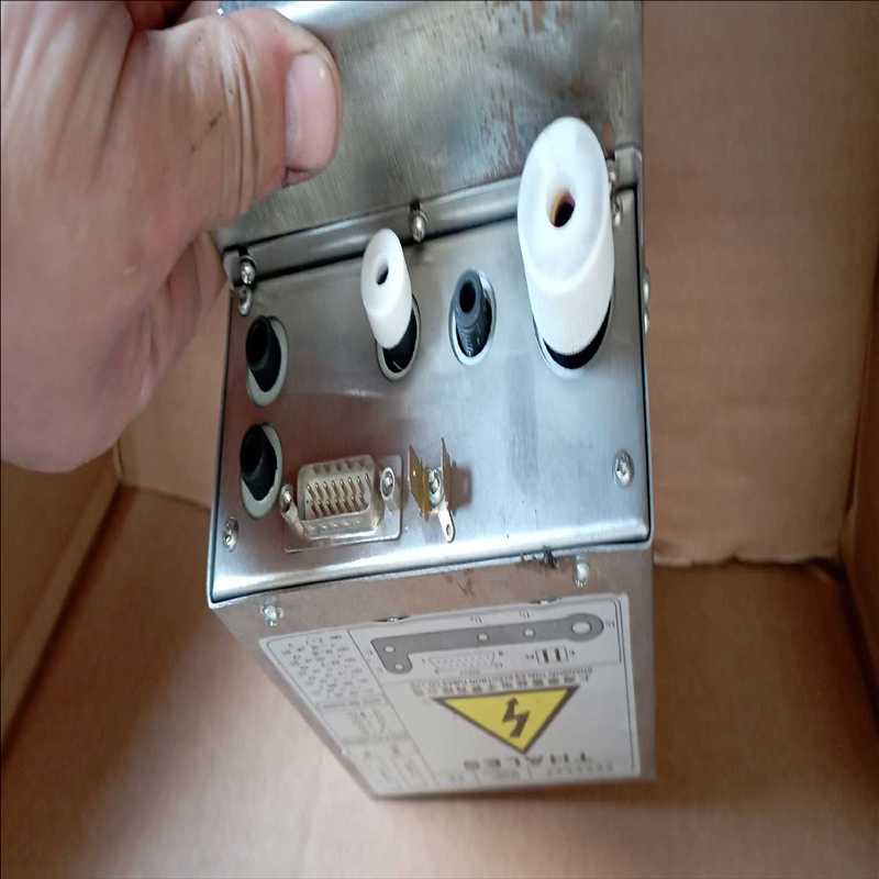 Thales泰雷兹HV3-1高压电源，正常使用拆机，功能包好（耶耶电