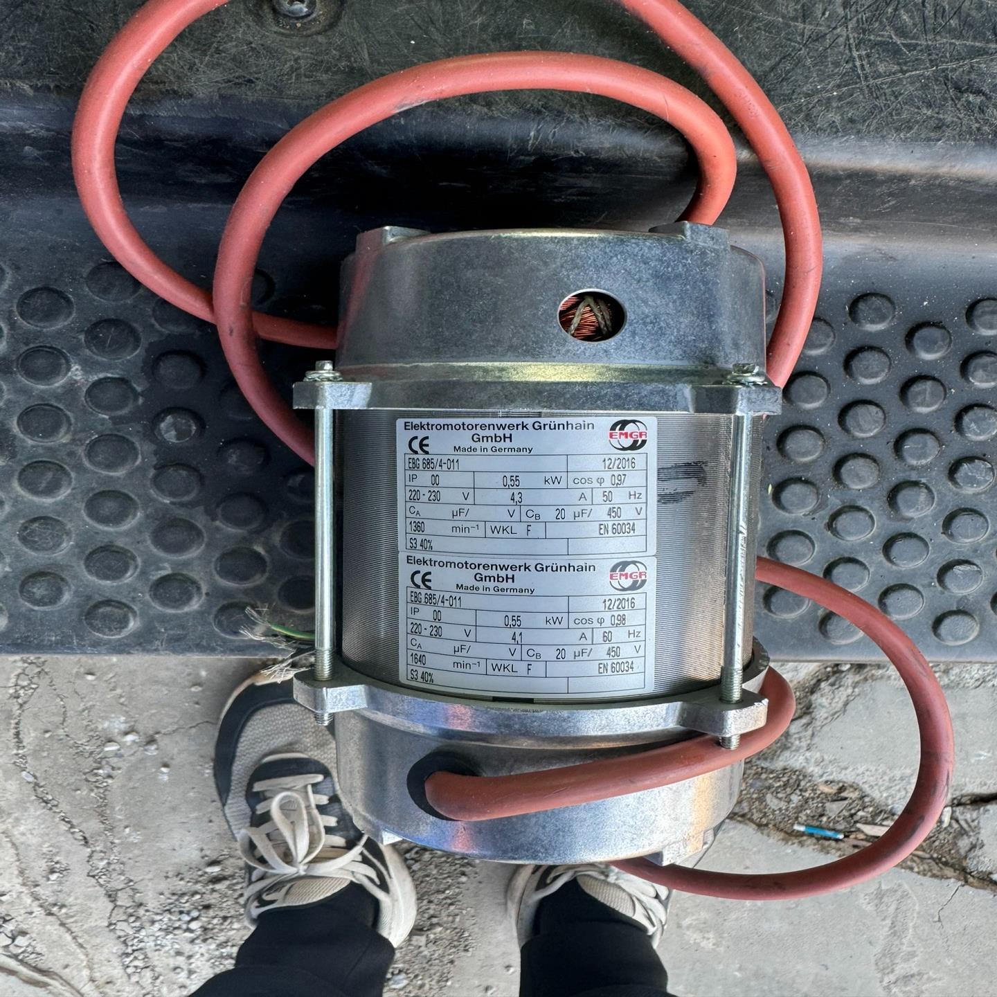 德国EMGR电机EBG685-4-011一台，新的没用过，询价