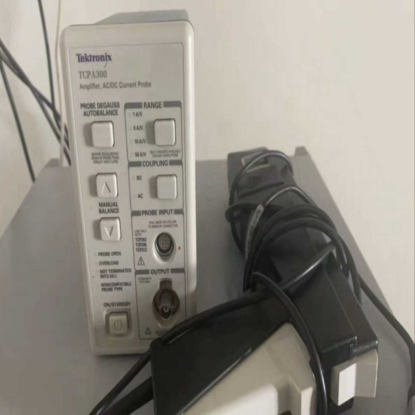 TCPA300和TCP303电流探头一套，功能正常，邮费自理【鑫鑫商