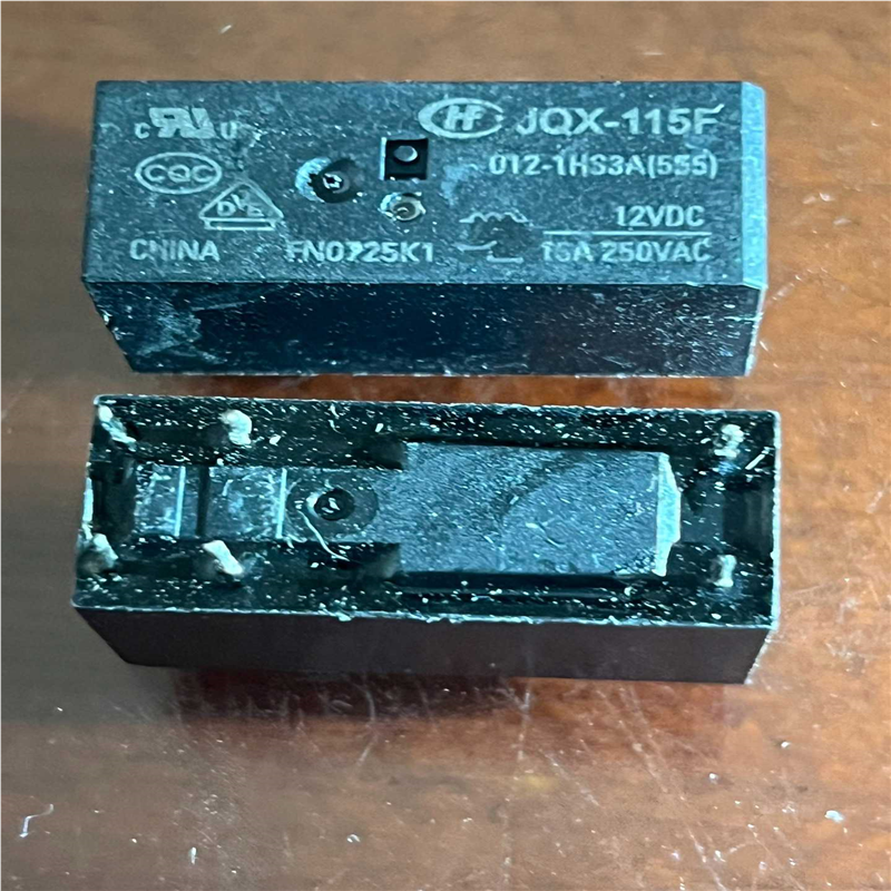 议~宏发继电器 JQX-115F-012-1HS3A(555)6