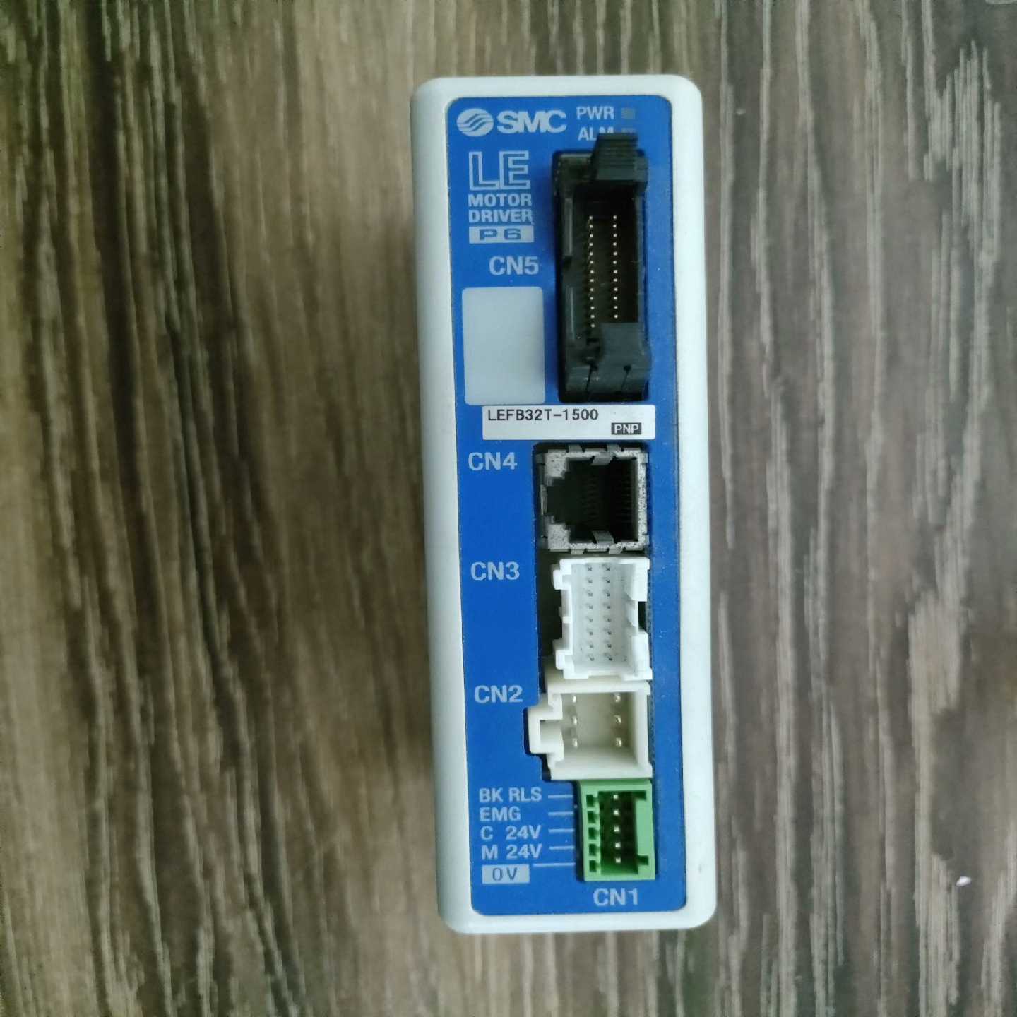 议价正品SMC LECP6P-LEFB32T-1500现货，充新