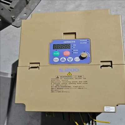 变频器SJ200-055HFE 5.5KW 380V（耶耶电子）