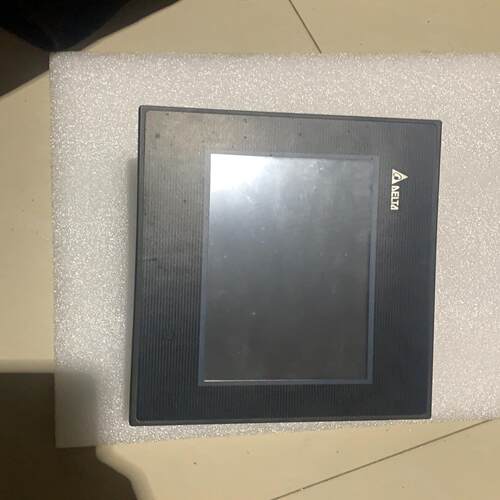 台达触摸屏型号DOP-B07S411，一台（电子设备）
