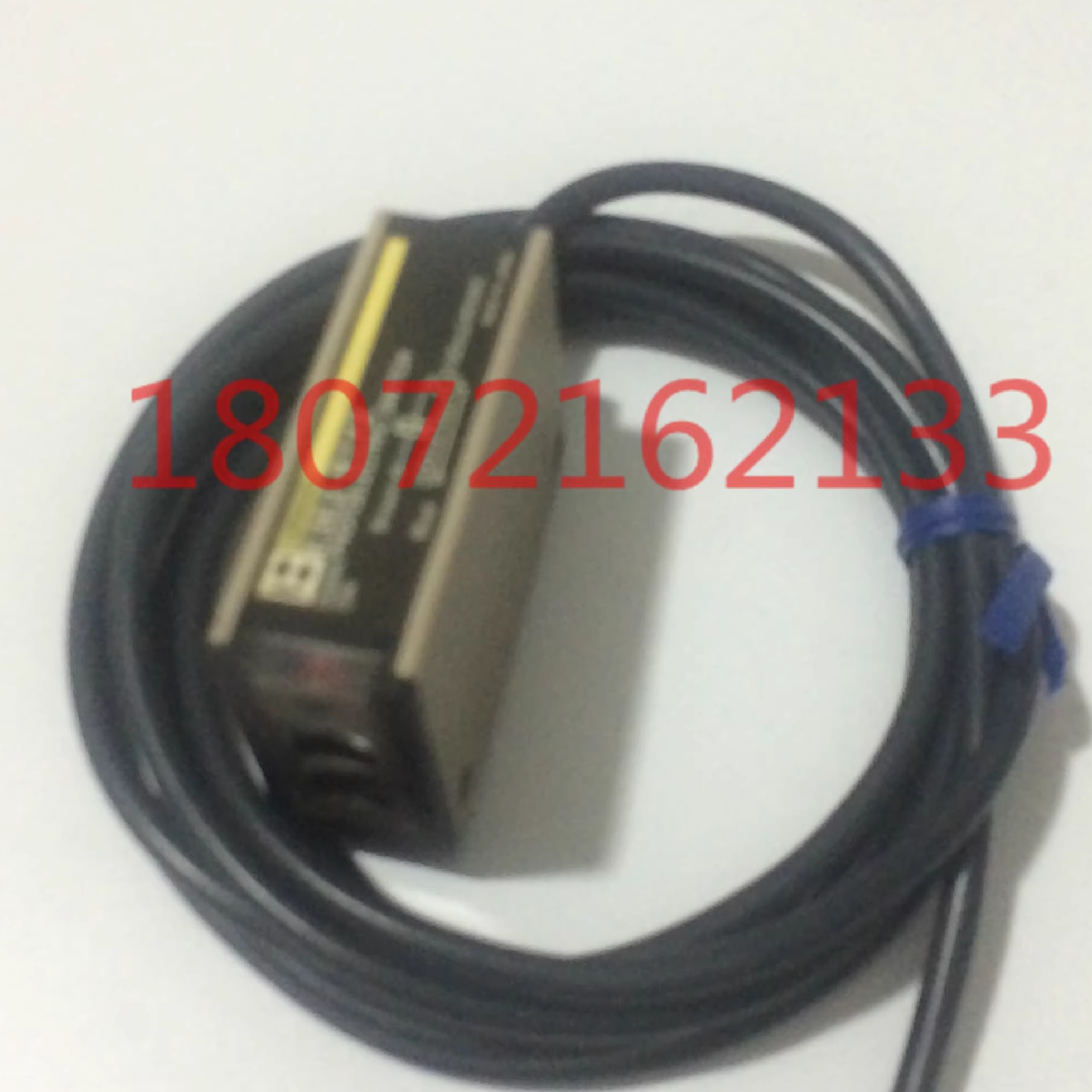 **光电开关E3E2-R1Y2 E3E2-DSY1  E3E2-DS20Y1 E3E2-3DY2*