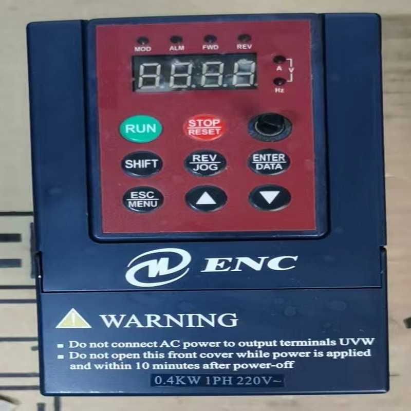 易能变频器EDS800-2S0004 220V0.4KW 测~议价