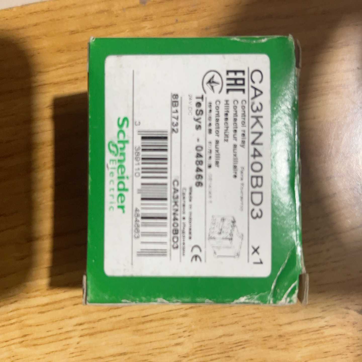 (询价)控制继电器 CA3KN40BD3