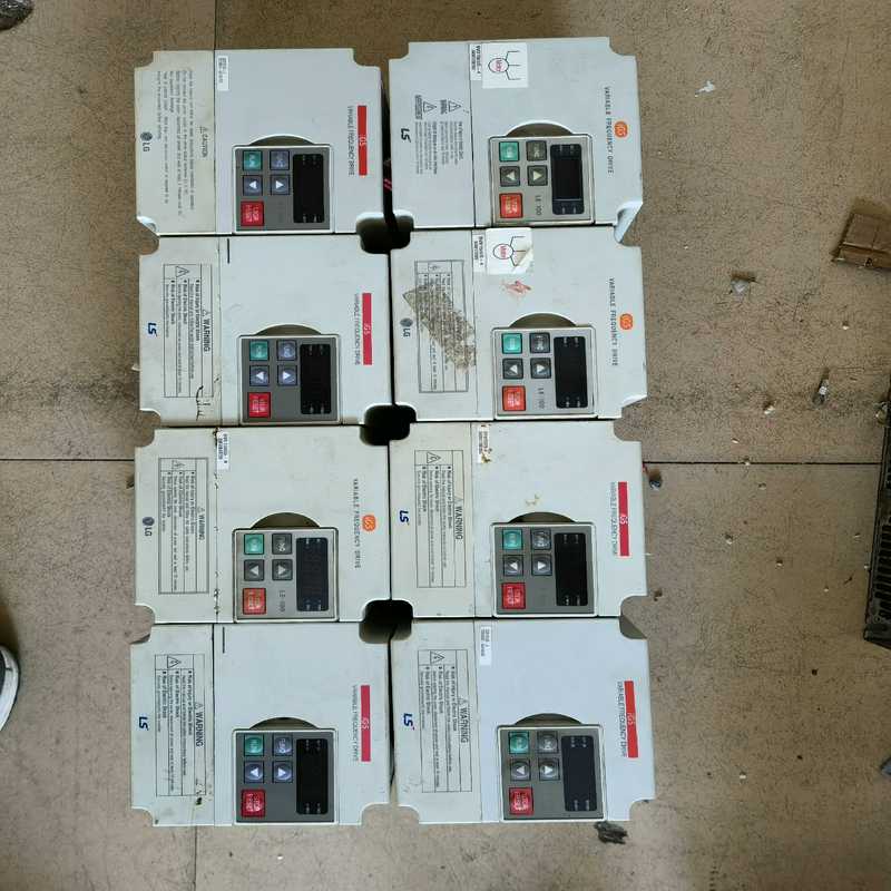 议~SV015IG5-4 变频器1.5kw