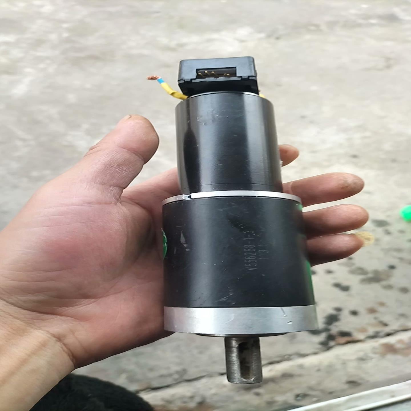 班美萝maxonRE40配52外经减速器113：1--议价商品