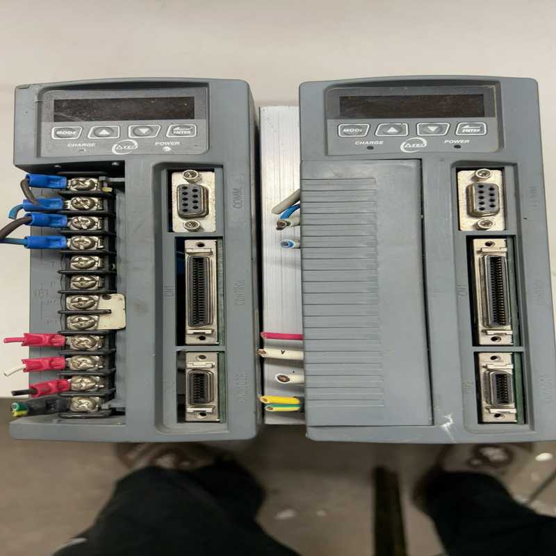 东元东元1kw伺服套装驱动器型号TSTK30C-B-Y1，--议价商品