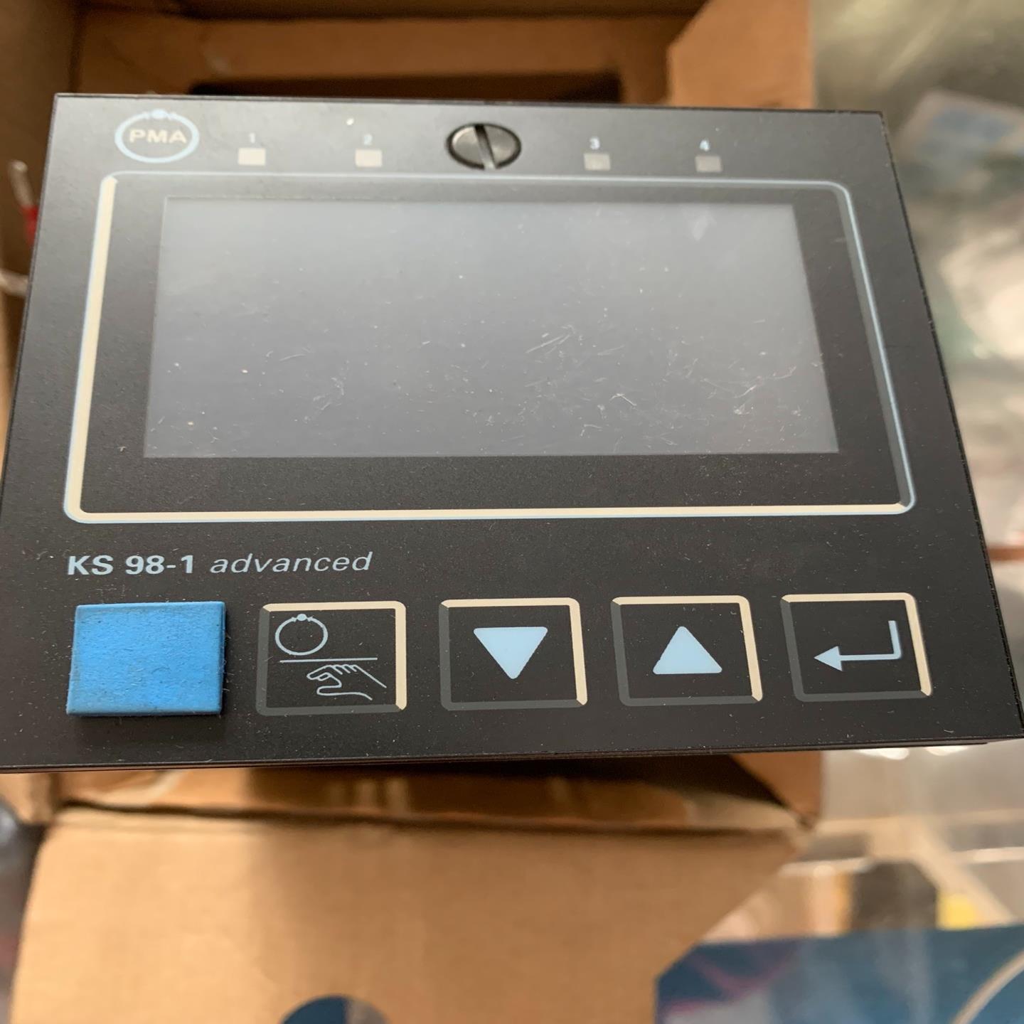 议价PMA温度调节控制器:KS98-104-11000-000
