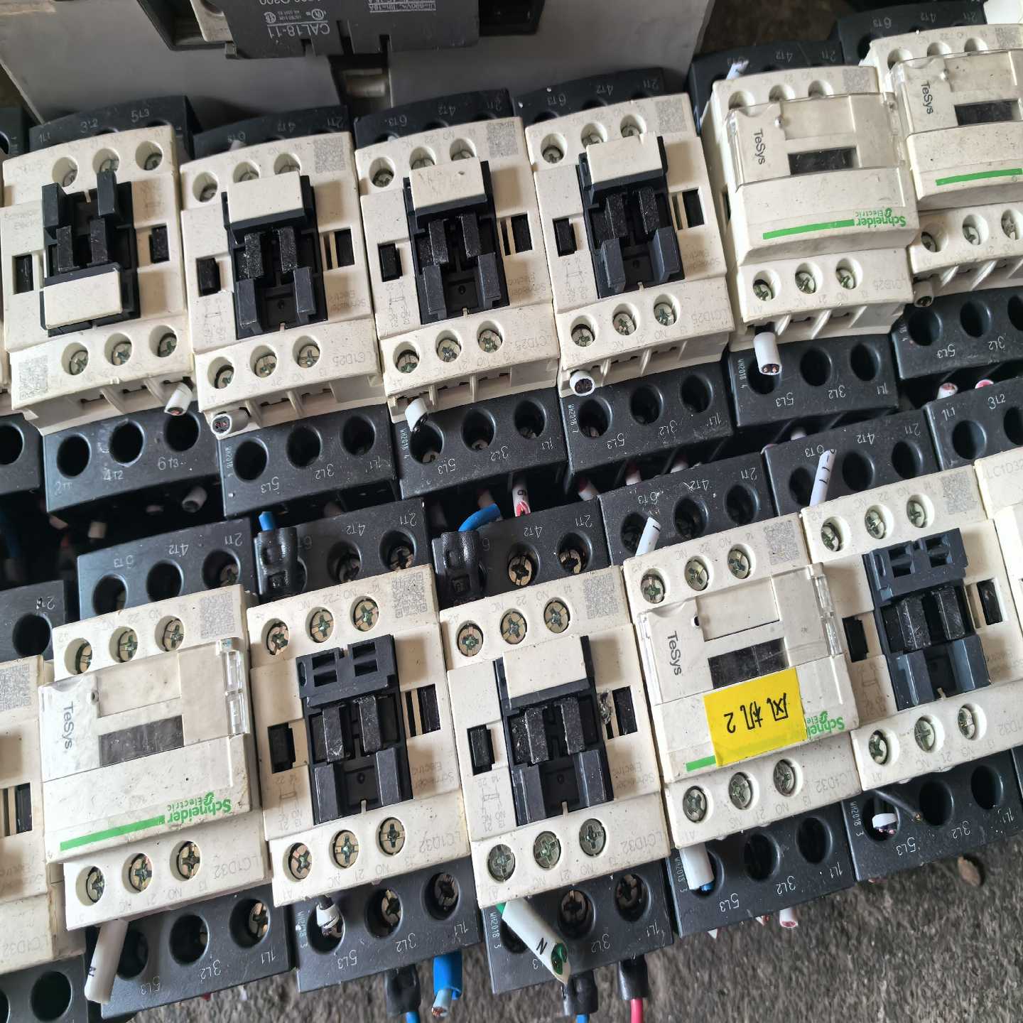 LC1D.25/32交流接触器询价