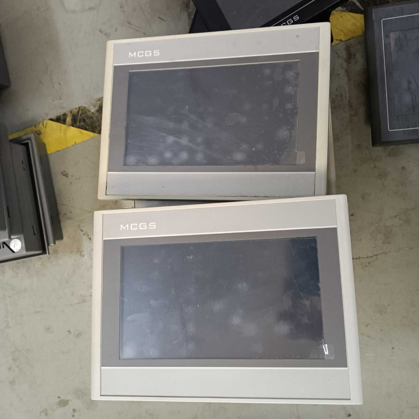 昆仑通态7寸触摸屏 TPC7072Gi（开胡商行）