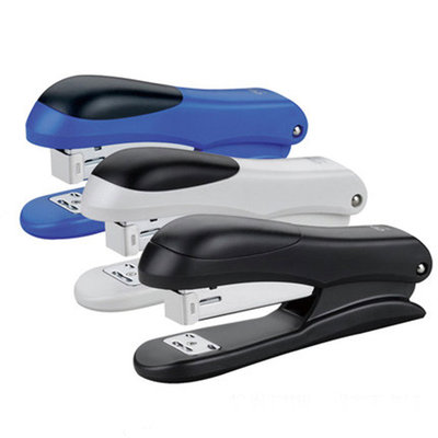 得力0305中型订书机 可订20页 适用12# 24/6 统一钉准订订书器