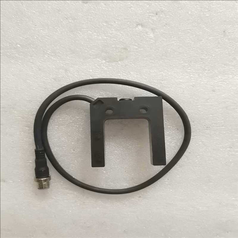 全新原装欧姆龙 E3Z-G82-M3J 无包装（崽载电子）