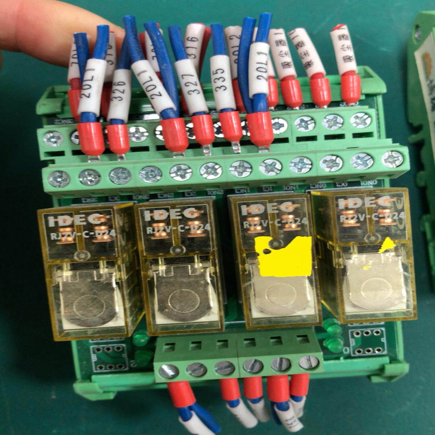 和泉4位继电器模组RJ2v一C一D24，   40~询价