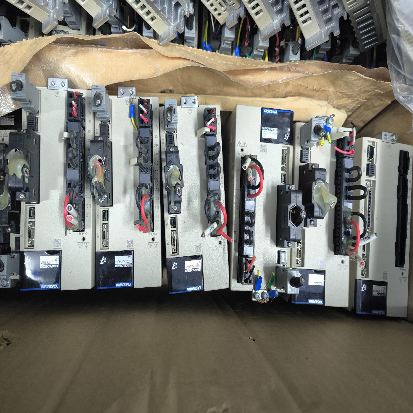 询价~SGD7S-5R5A00A002 + SGM7J-08AFC