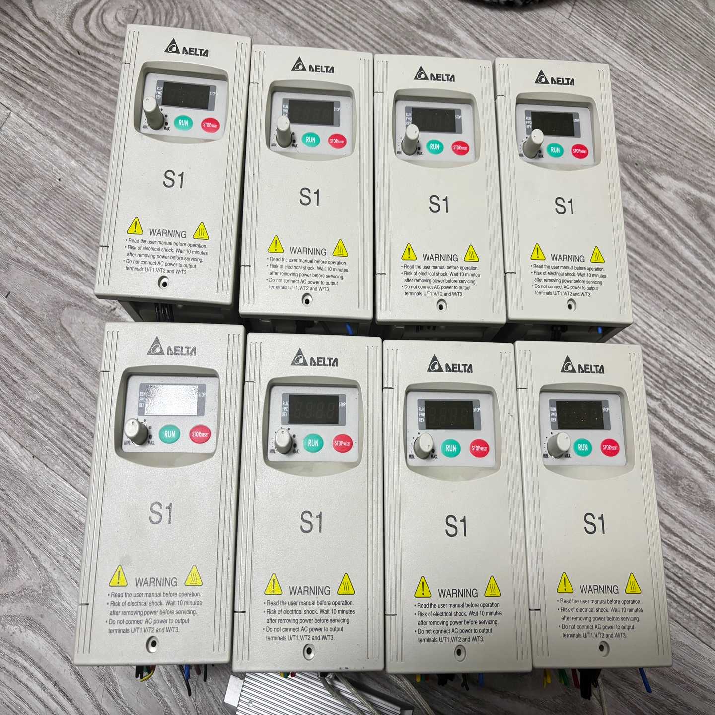 台达变频器VFD007S23A，功能完好。【鑫鑫商铺】