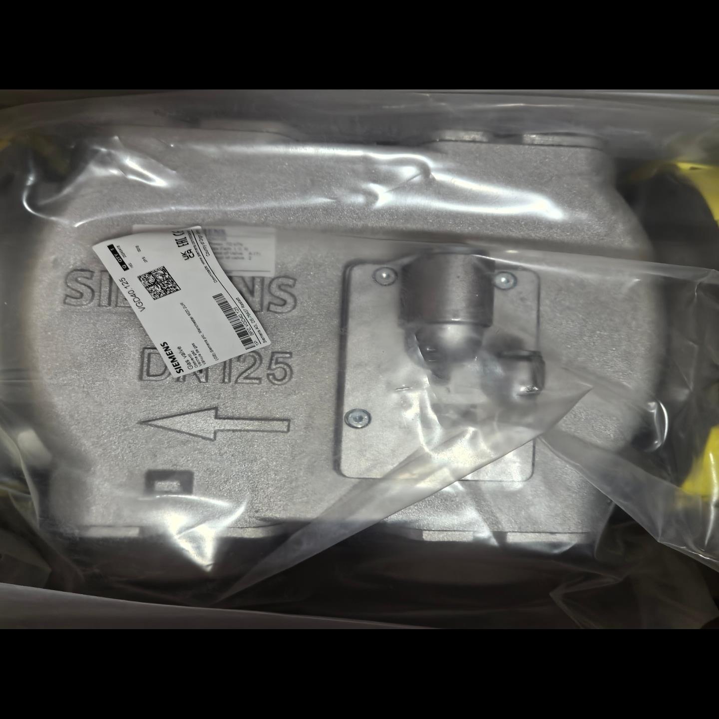 全新未拆封西门子燃气阀VGD40.125，包装完整，有需要的一议价