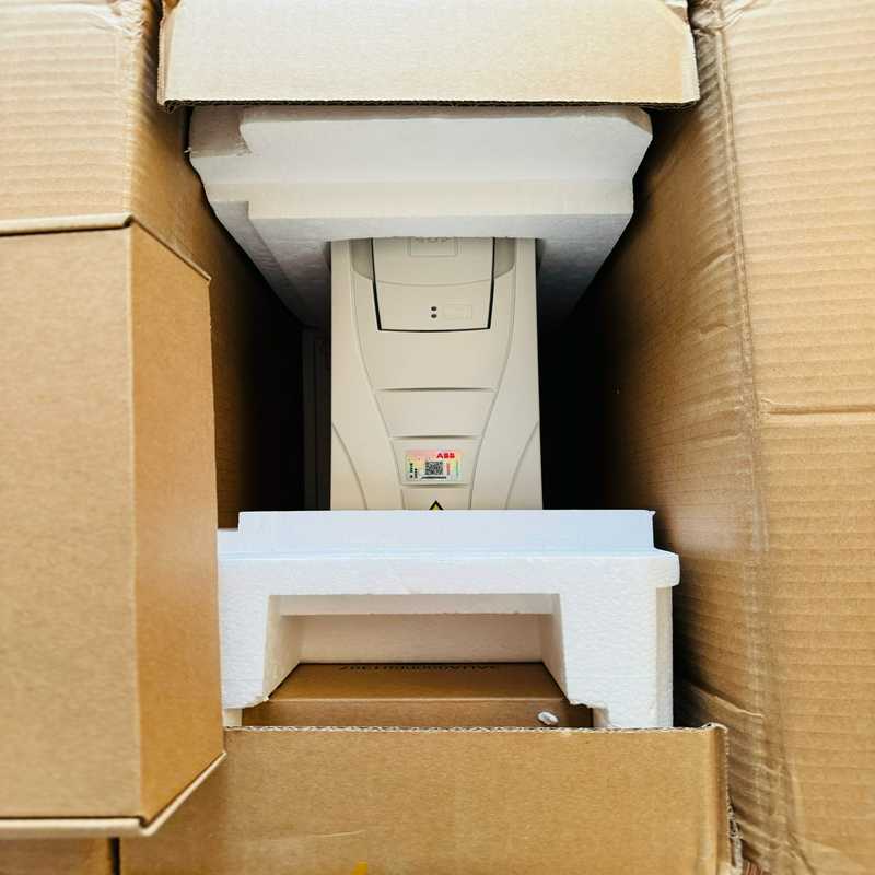 24年ACS550-01-06A9-4 ABB变频器3KW全(跳跳机械）
