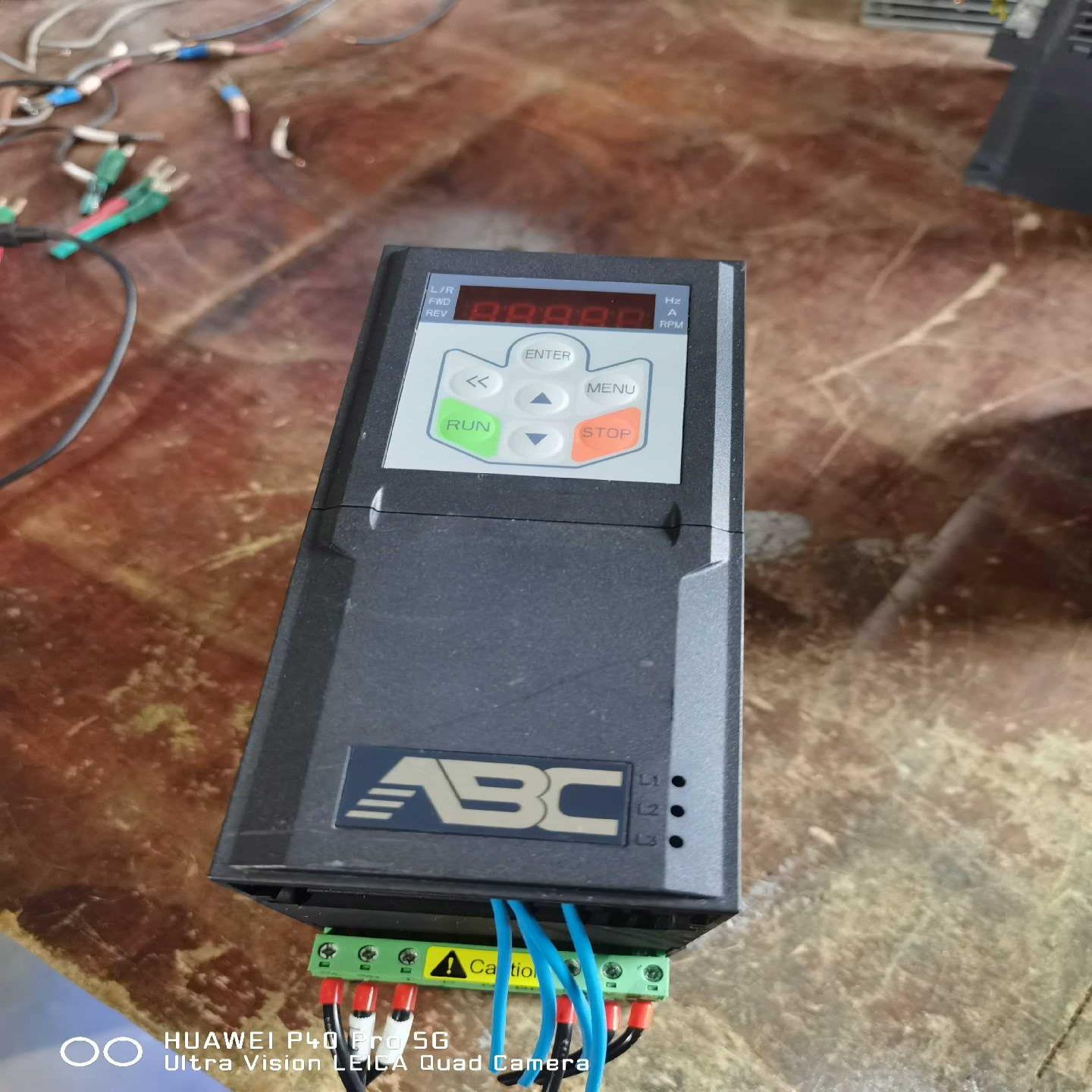 ABC变频器AD800B-4T2D2H/4D0L-PUOB，拍前询价