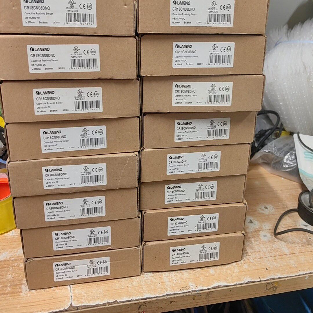 兰宝电容式传感器 接近开关 位移传感器CR18CN08DNO