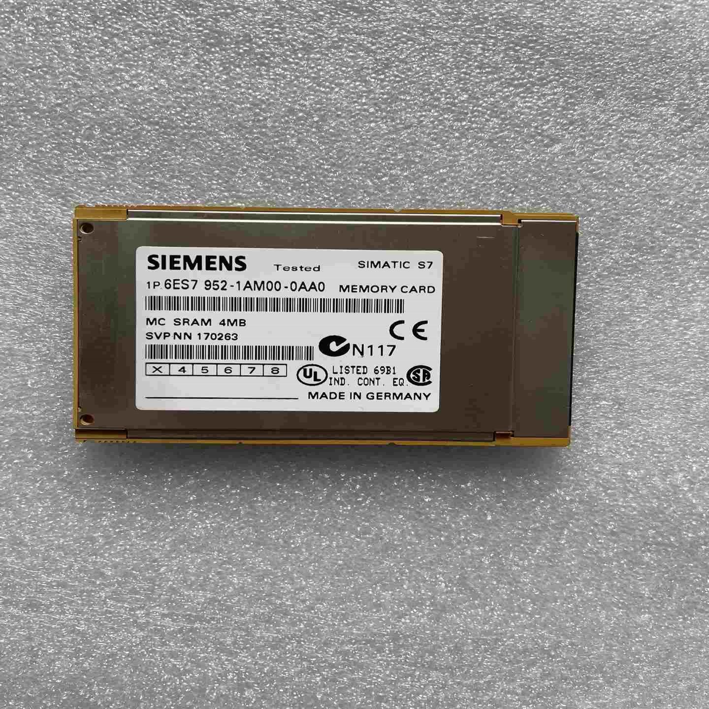 询价952-1AM00-0AA0内存卡，实照，功能正常。