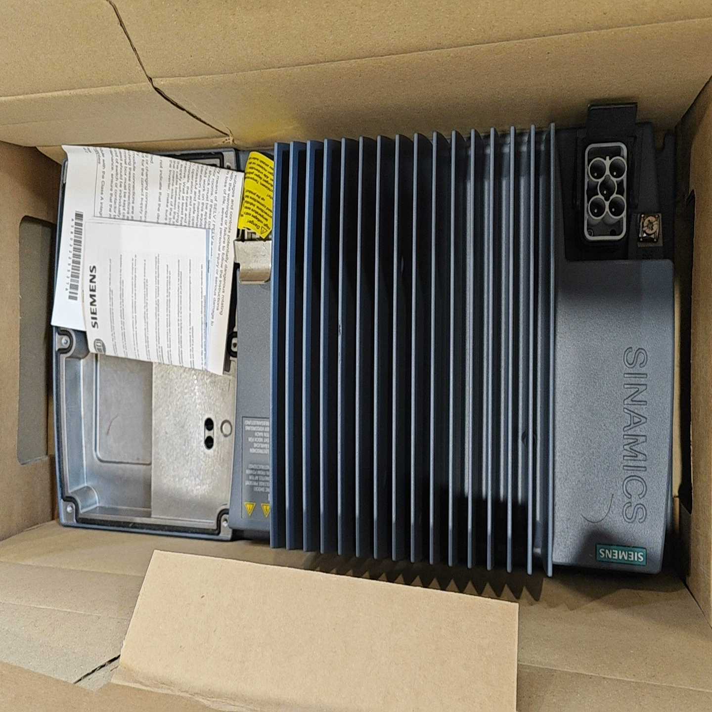 西门子6SL3525-0PE17-5AA1全新原装正品--议价商品