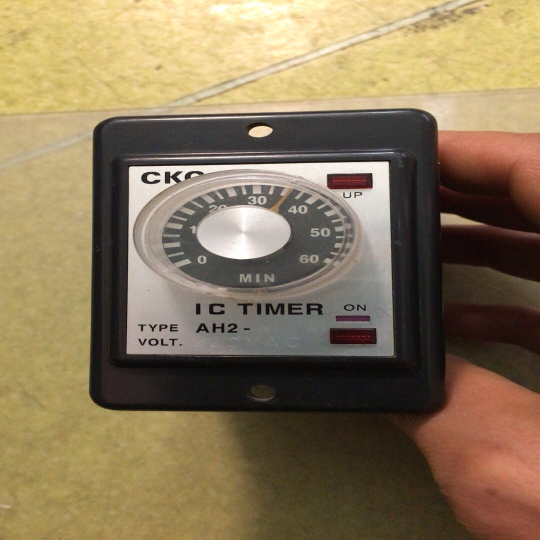 【议价】2个CKC时间继电器一AH3-310SDC24v1