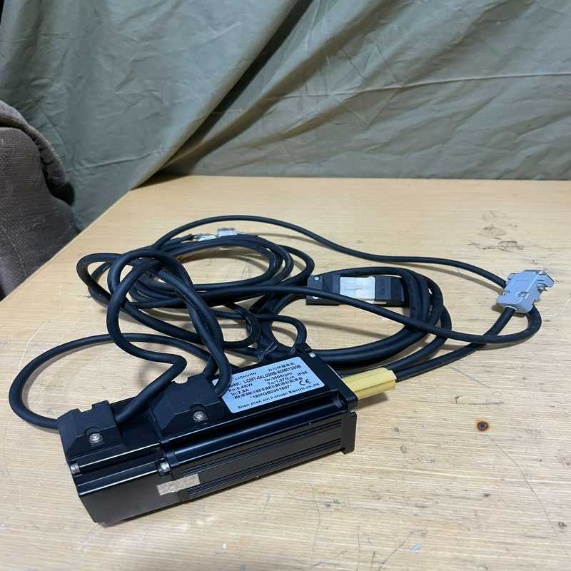 力川伺服电机LCMT–04L02NB–60M01330B(耶耶电子)