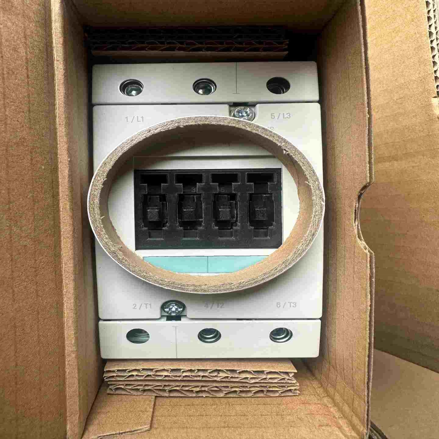 3RT5045-1AR60接触器询价
