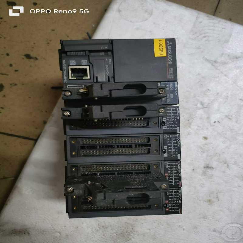 议价三菱L系列PLC,L02CPU-CM，+LX42C4-CM（