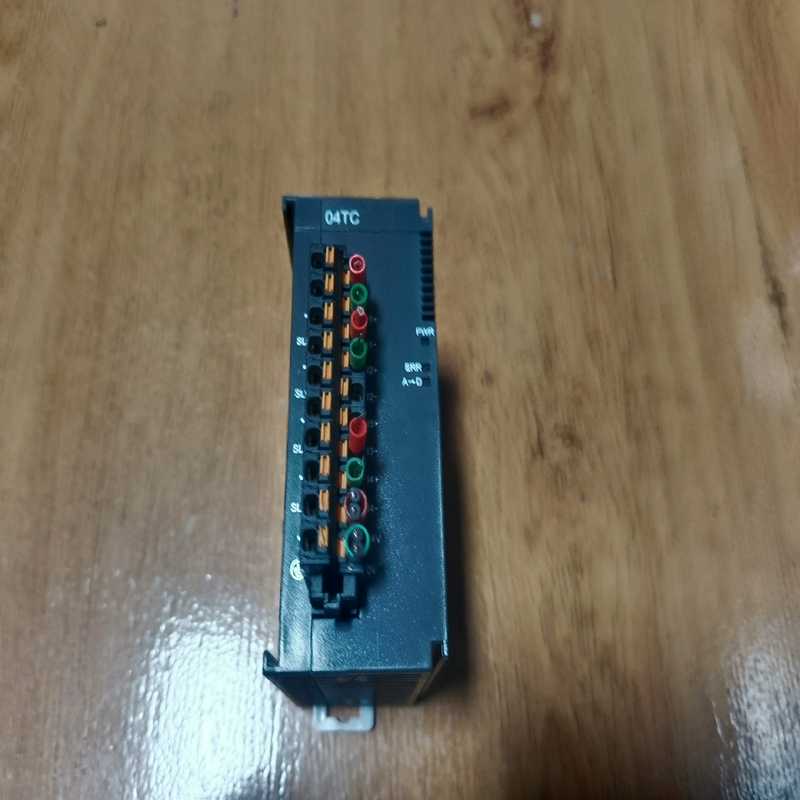 (背呗机械)台达模块AS04TC-A功能正常成色为实图