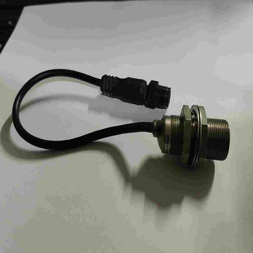 AB，罗克韦尔，接近传感器，872C-MH8NP18-FD0~询价