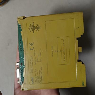 Pilz皮尔兹PNOZmc3p，773721，成色如图，询价