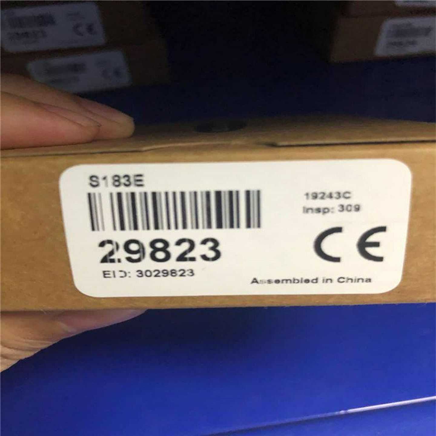 M18GRY2PQ原Y装正品邦纳Banner漫反射光电传感器