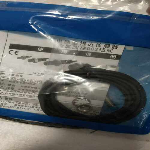 奥托尼克斯接近传感器拍PRDT08-4DO  就1个   便~询价