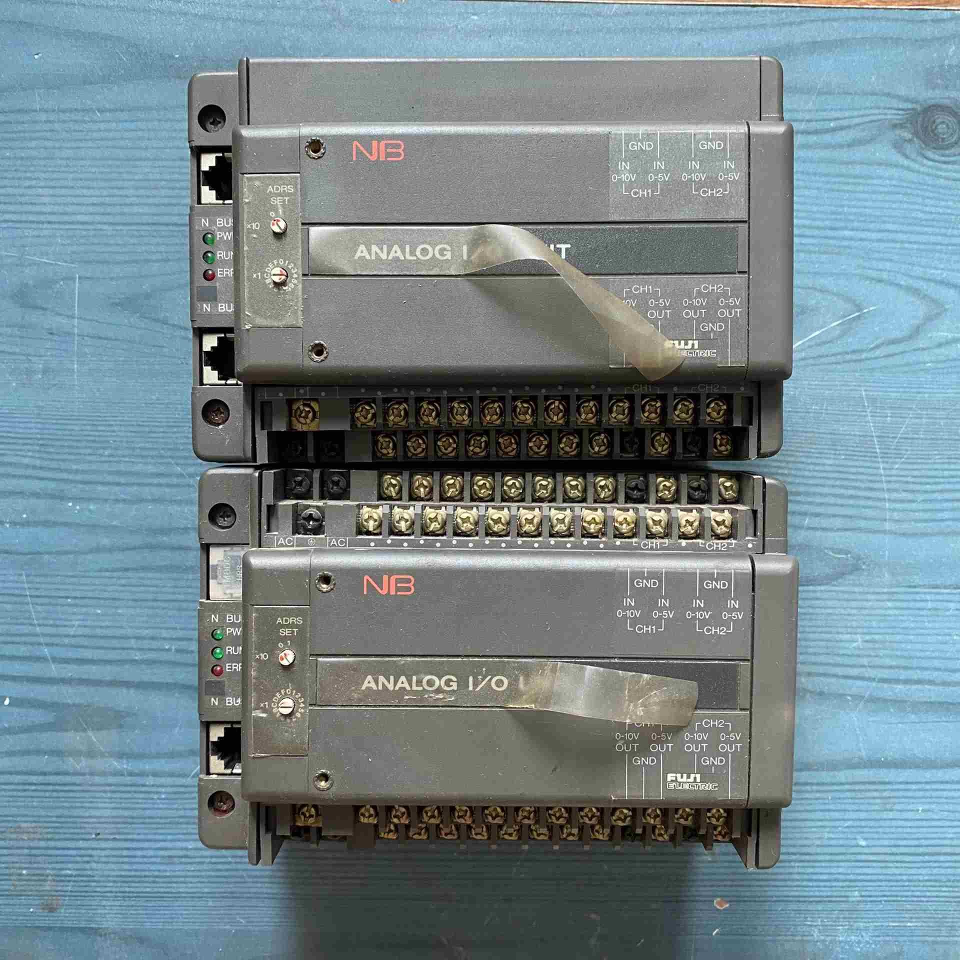 富士PLC NB-AXY4-11AC  无破损议价