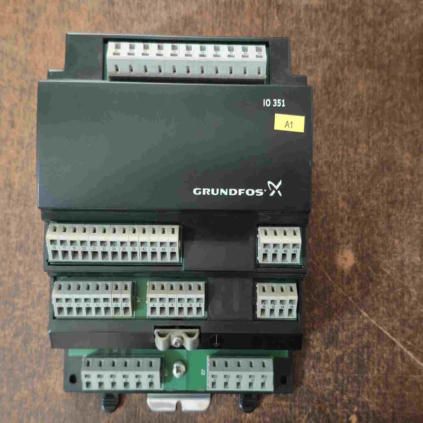 格兰富控制器，IO351B，大厂，成色如图，，询价