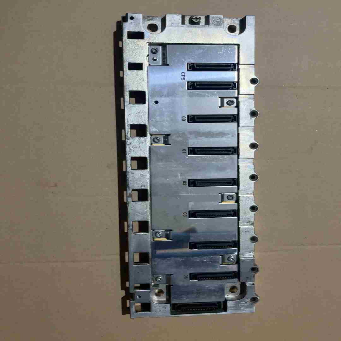 施耐德M340 CPU底座BMXXBP0600成色如图感兴趣一议价商品