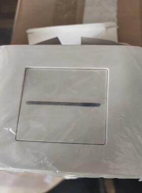 询价~E84752D500T红外遥控静音调光器外包装破损