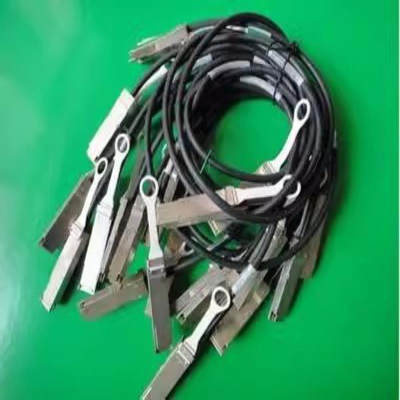 **INTEL qsfp28 100g 兼容中兴 QSFP-100G-CU1M/2M 100CQQF301