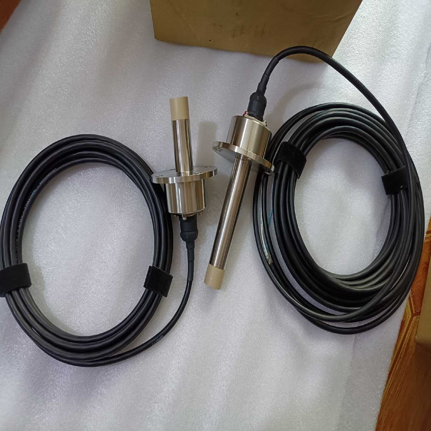 议价1883625-1 74765676-01 NIS20-LN