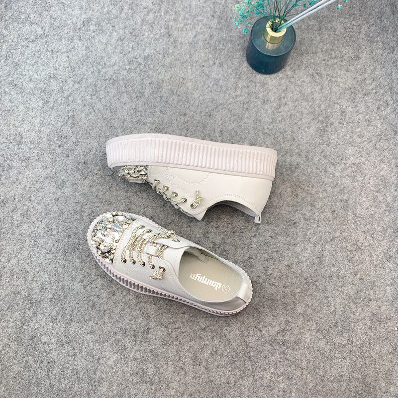 2025年春秋季真皮厚底水钻小白鞋女韩版懒人鞋厚底松糕一脚蹬单鞋