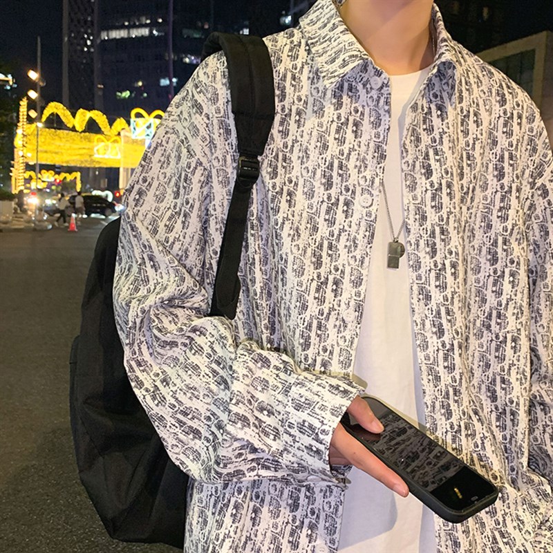 日系满印花衬衫男高级感宽松长袖小E众设计感英文字母衬衣薄款外