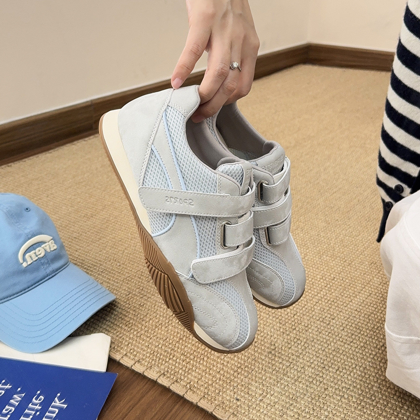 CHIC奇柚/首谷2026春款魔术贴厚底德训鞋女款休闲百搭户外运动