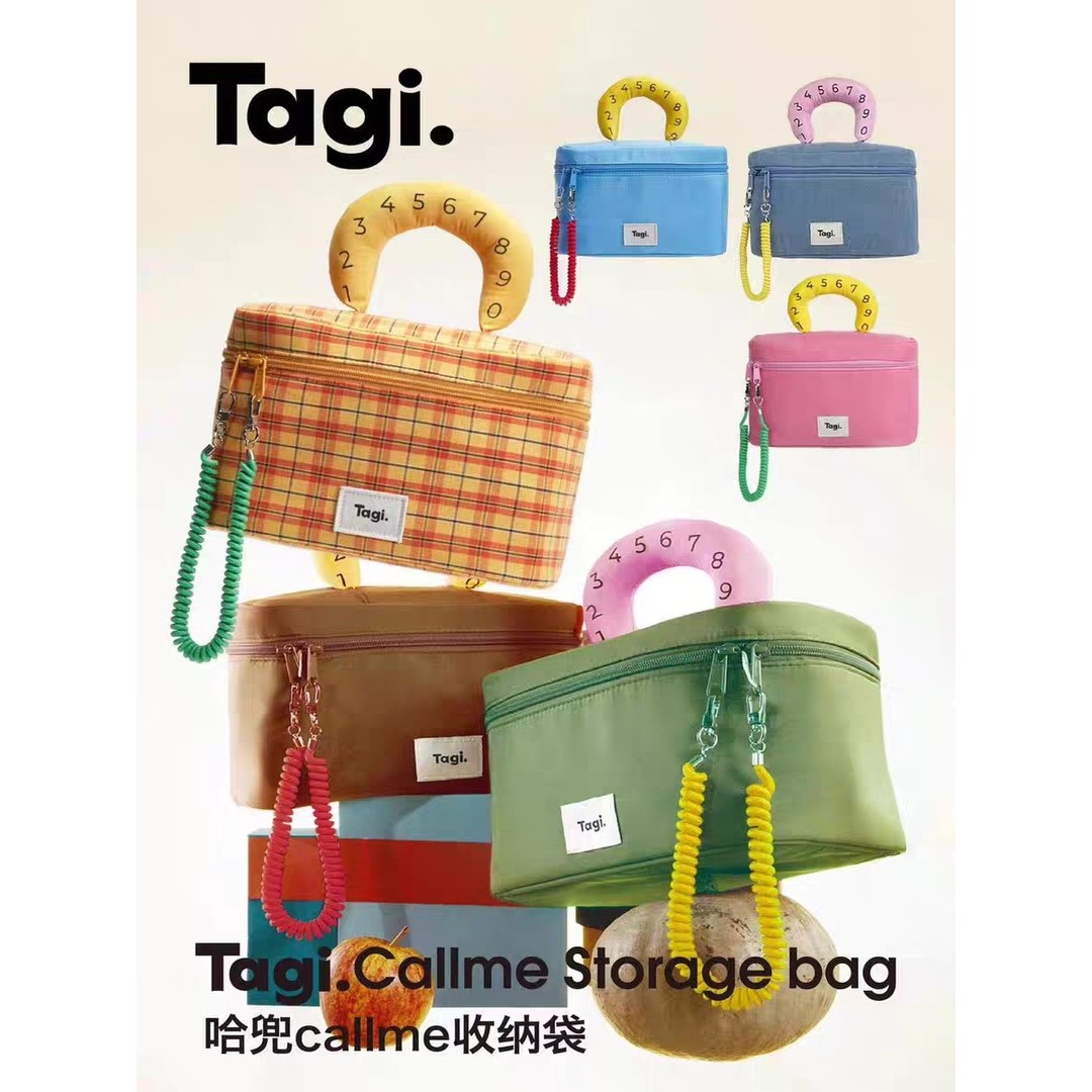 Tagi分层小众化妆品收纳包化妆包一个起批防水大容量外出网红时尚