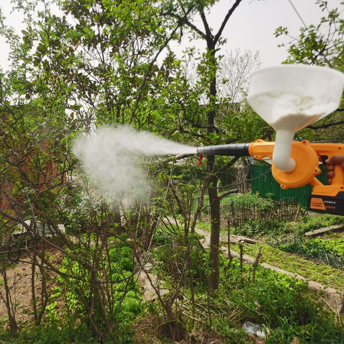 电动干粉喷粉机养殖场牛羊猪场鸡舍消毒机锂电池石灰粉漏斗喷粉器